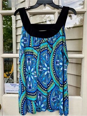 dressbarn Blue and Black Floral Medallion Tank Top